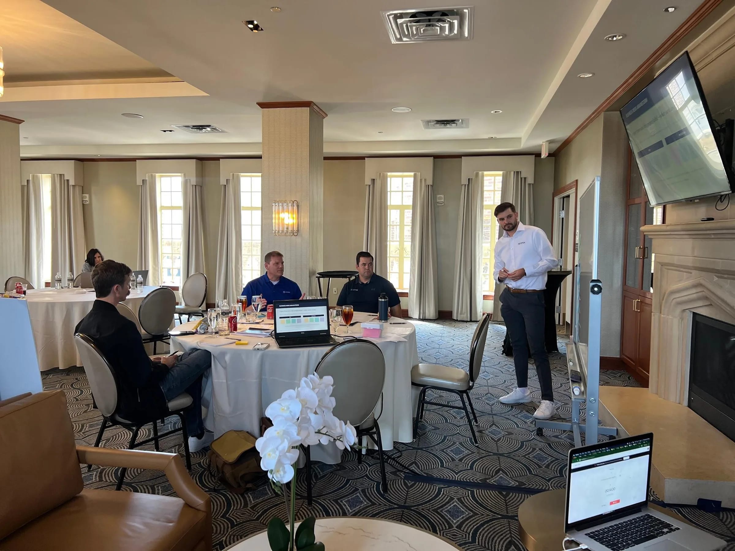 A SEQTEK facilitator presenting to the group during the Cross Precision Measurement Touchstone workshop